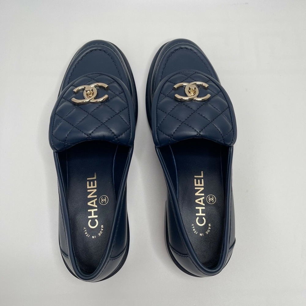 ❌❌ SOLD Chanel NIB 2021 Navy Blue Gold CC Logo Quilted Flap Flats Loafers - Picture 9 of 14